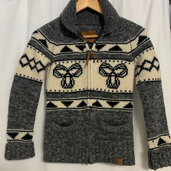☃️ Lambs Wool Aritzia TNA Winter Zip Up Sweater - Picture 4 of 13